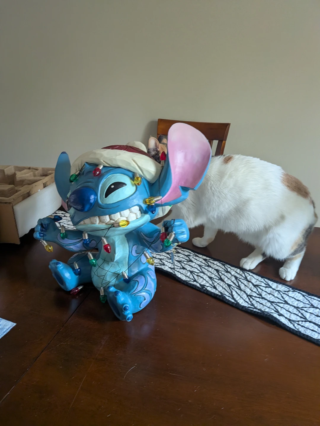 Disney Traditions Jim Shore Stitch Christmas Figurine - photo 2