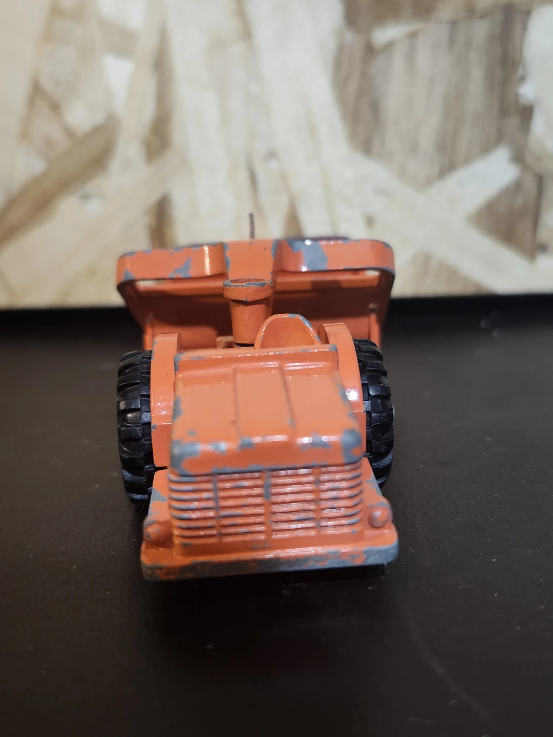 Matchbox King Size Allis-Chalmers Motor Scraper - photo 4