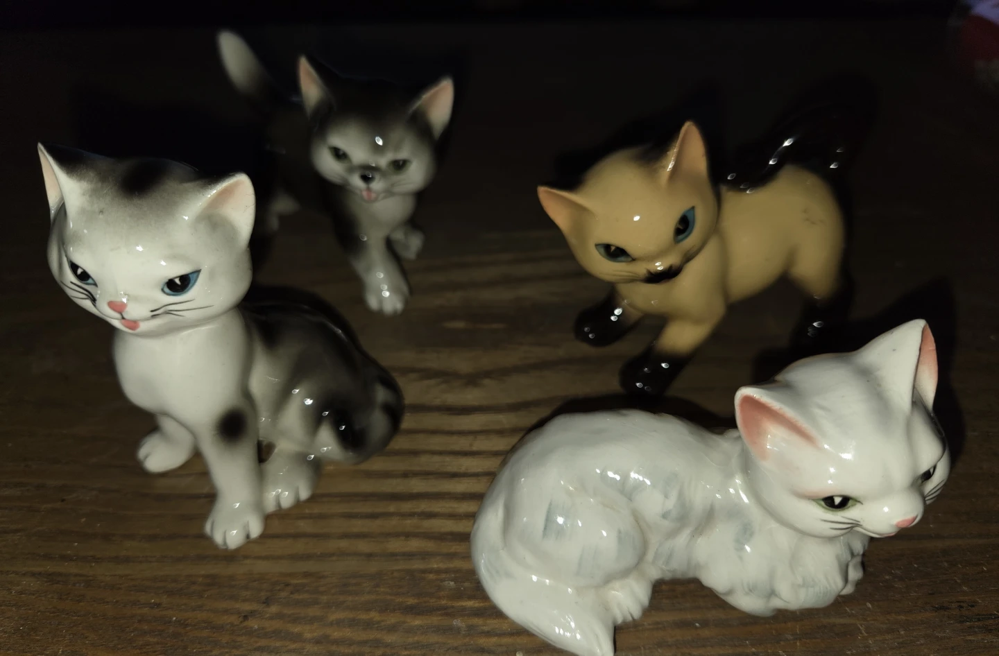 Vintage mid century "kitsch" kittens-Set of 4
