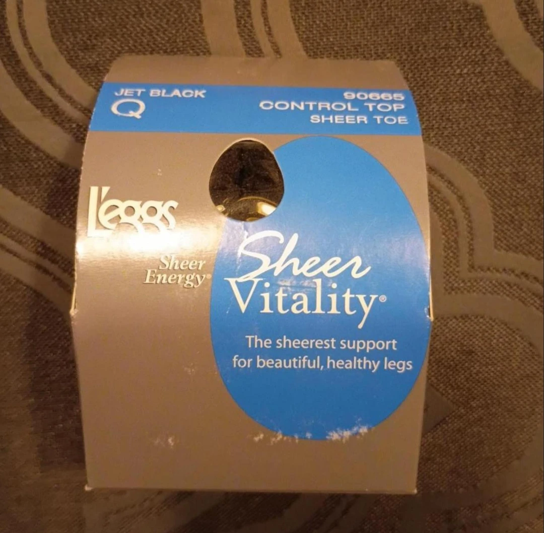 L'eggs Sheer Vitality Hosiery - Jet Black, Size Q