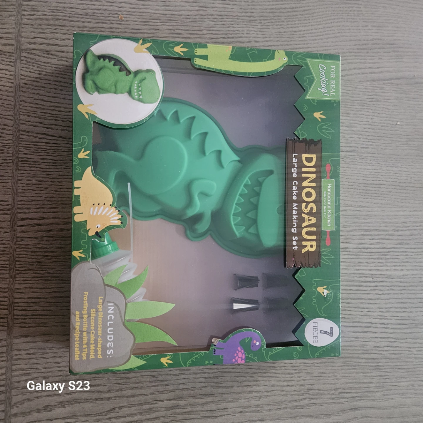 Dinosaur Cake Making Set - photo 2