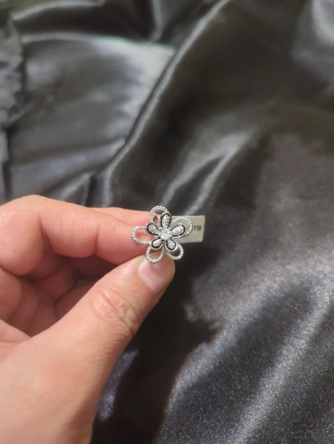 Reet Pehal Flower Design Ring
