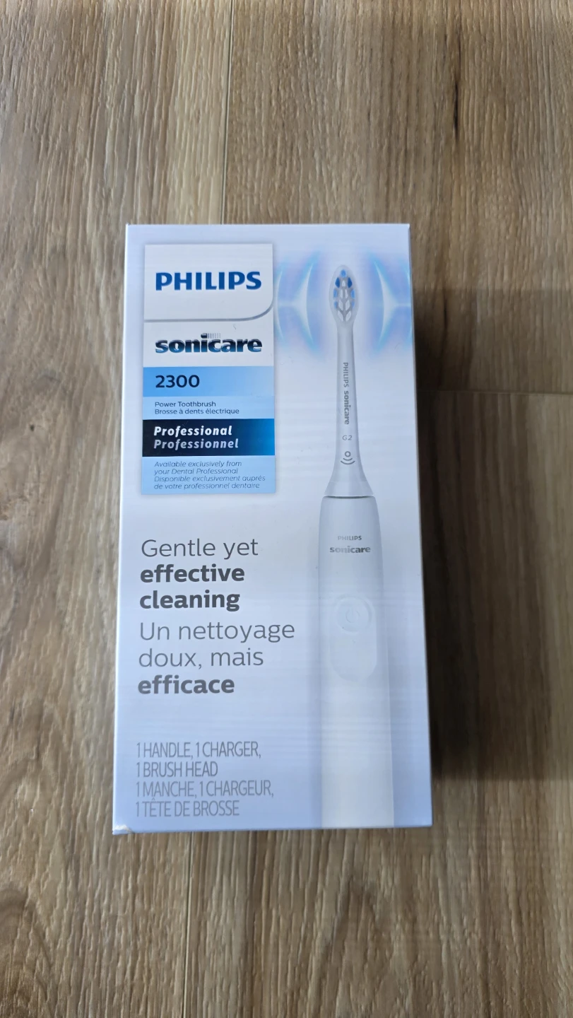 2 Philips Sonicare 2300 Power Toothbrush