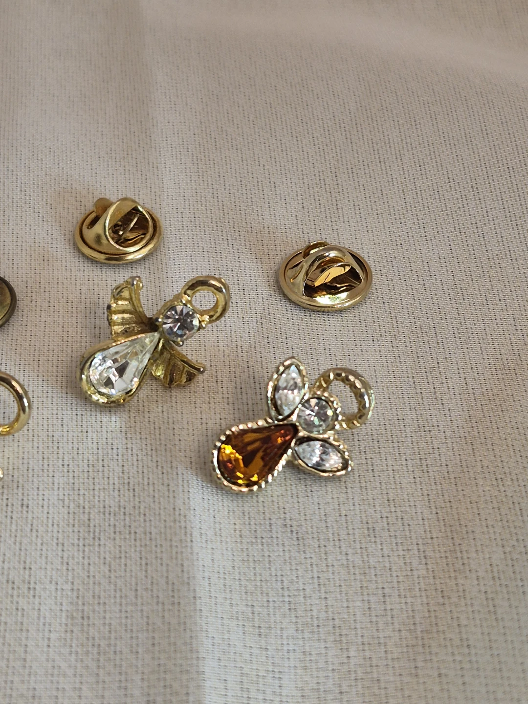 Beautiful Angel Pins Excellent Condition - photo 3