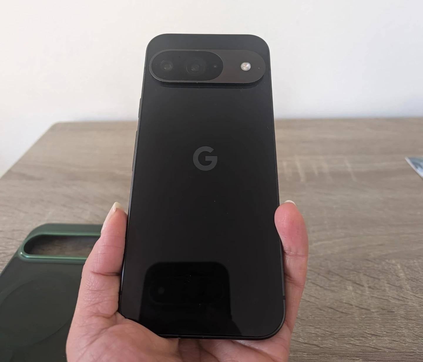 Google Pixel 9 Smartphone - photo 2