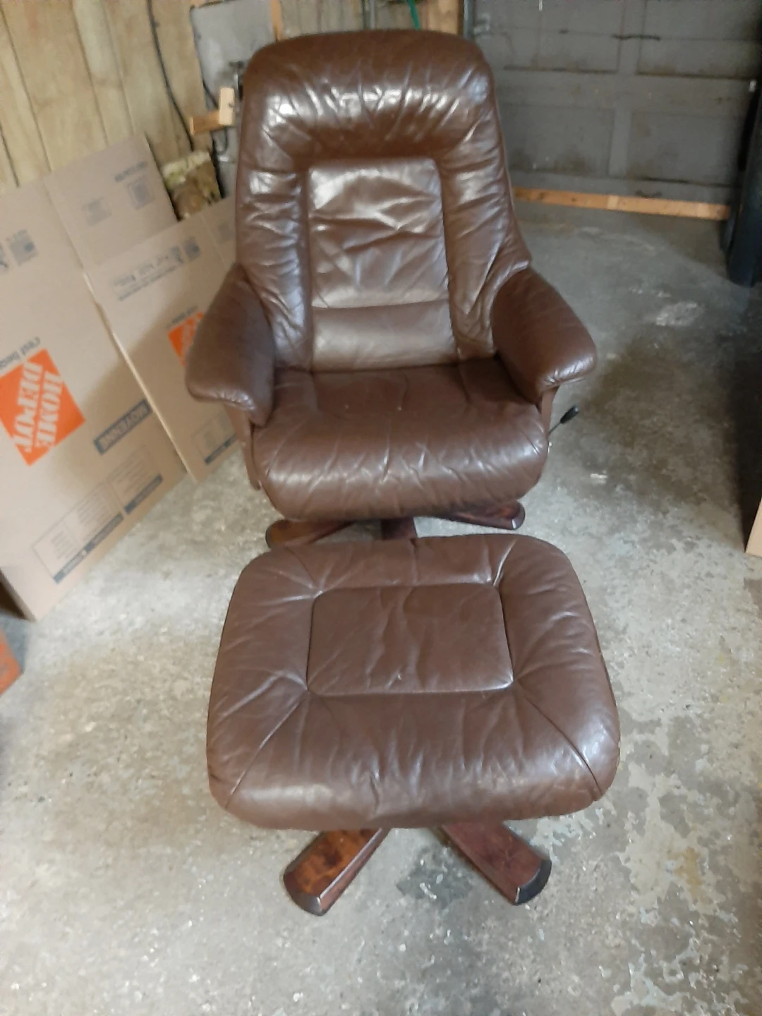 Recliner in brown leather with Ottoman - photo 2