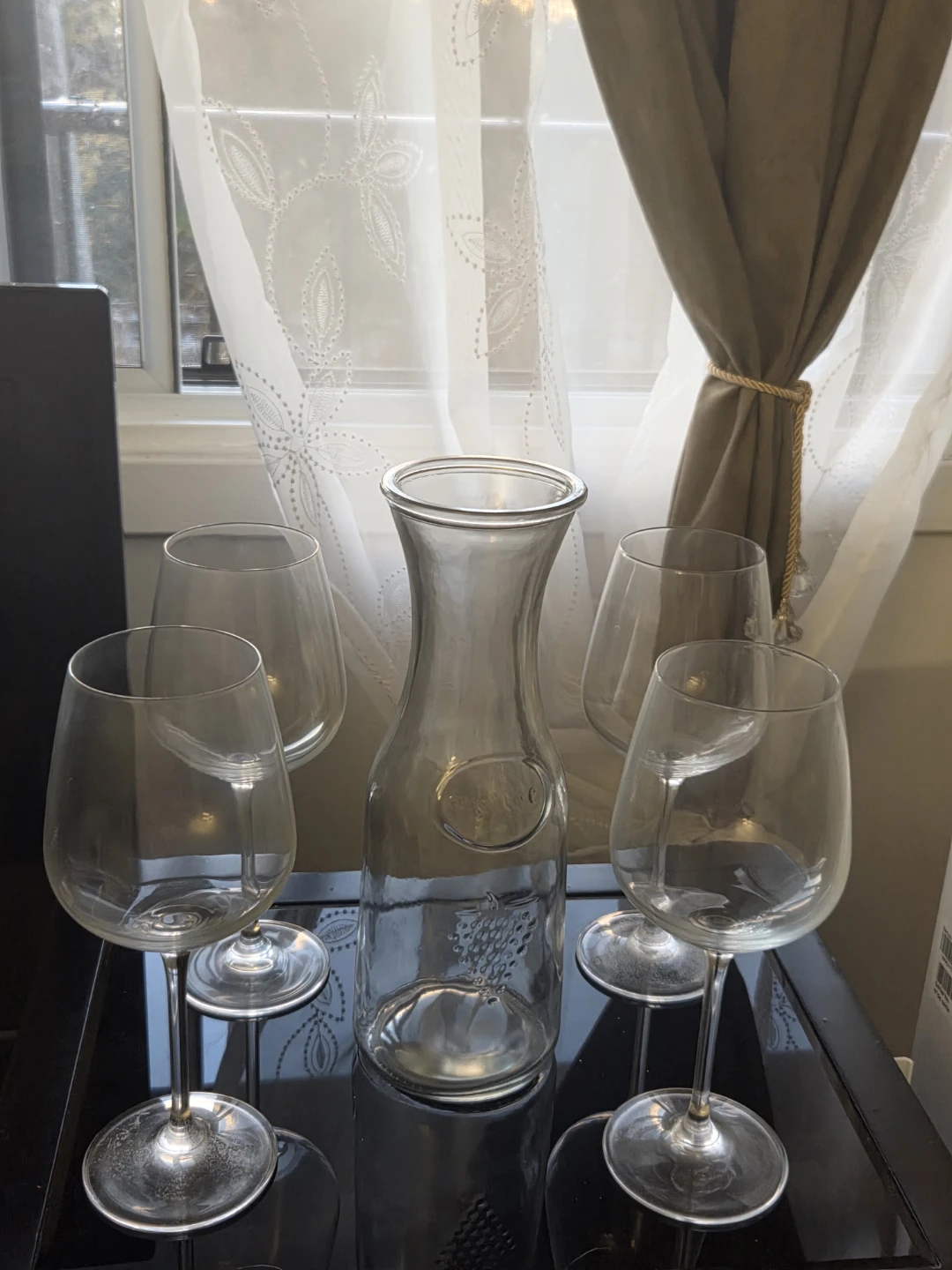 Glass Carafe and 4 Wine Glasses Set - photo 2