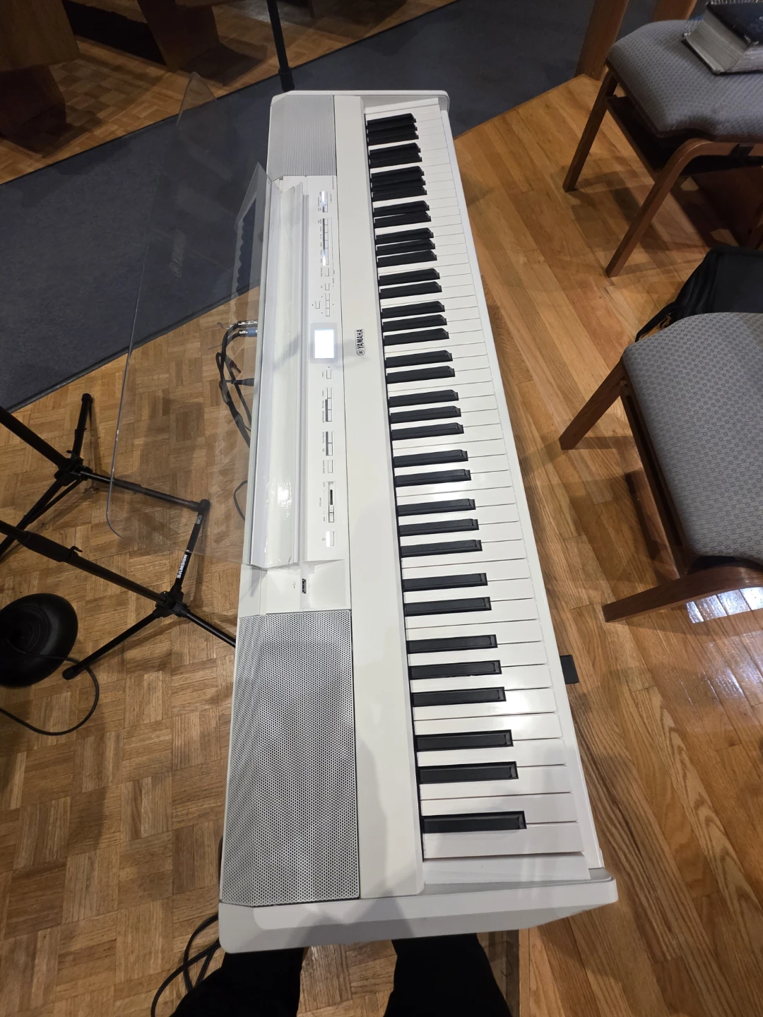 Yamaha P-525WH Digital Piano