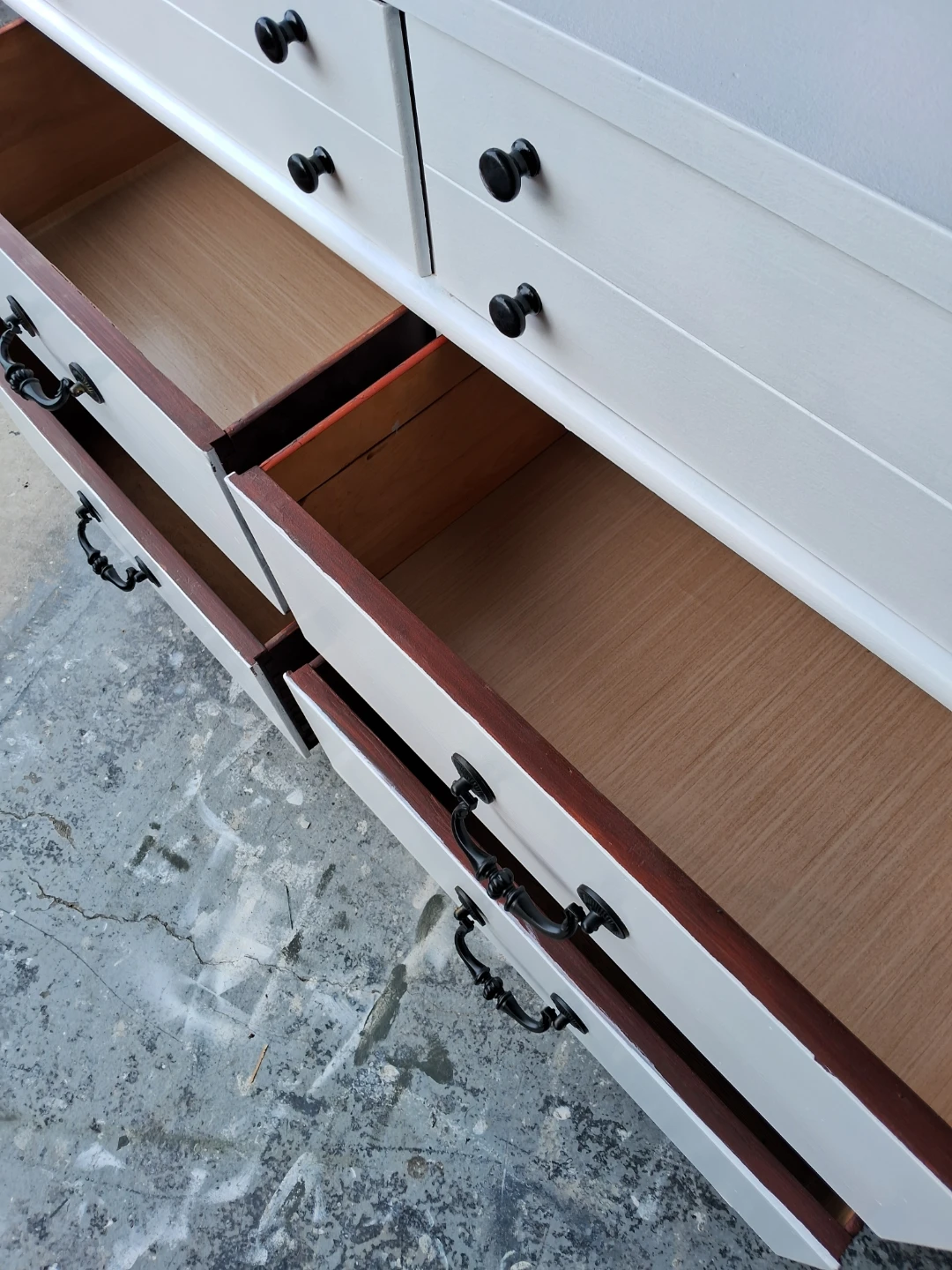 White Six-Drawer Dresser - photo 5