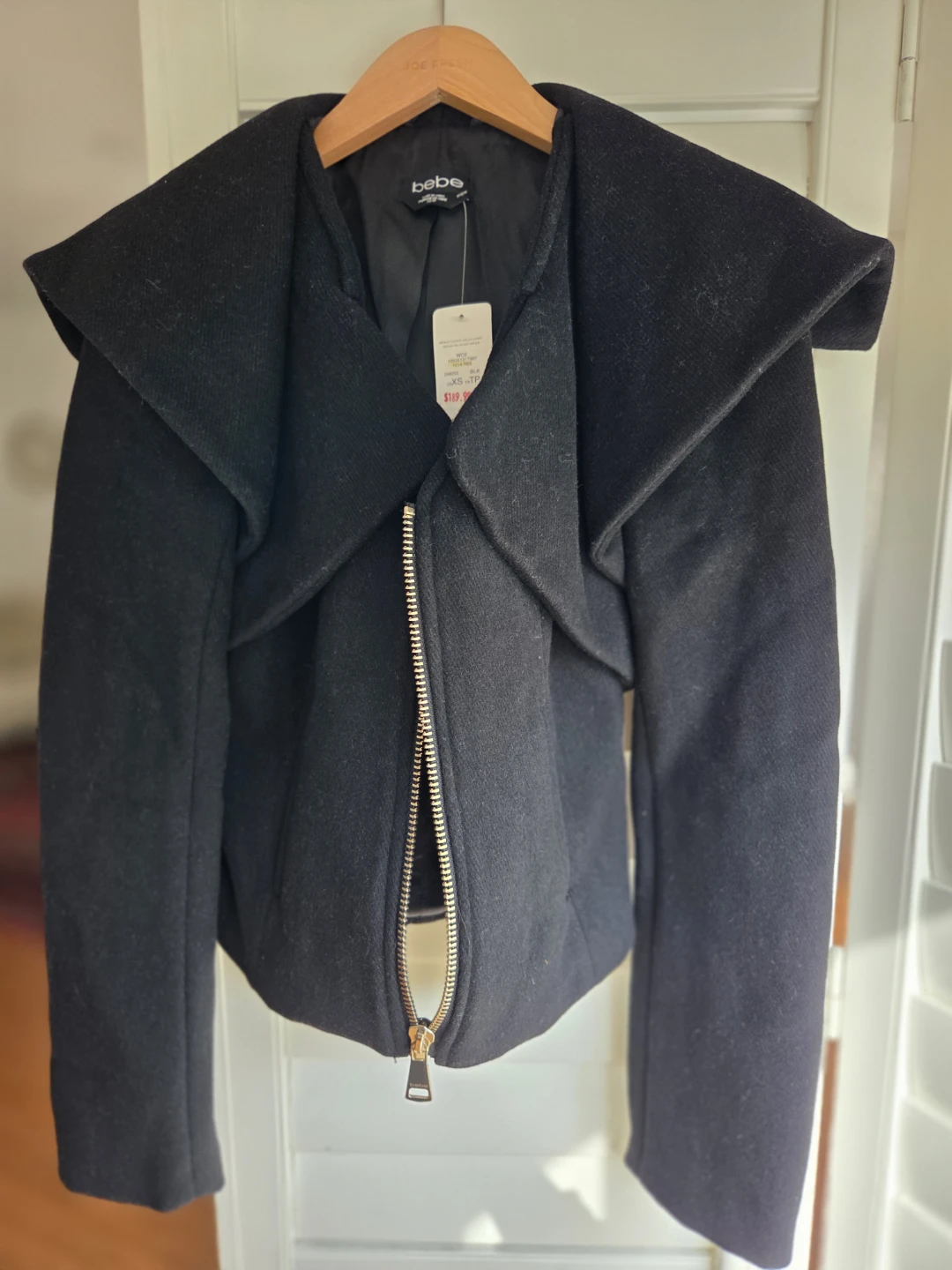 bebe Natalie Flouncy Collar Jacket - Black - XS