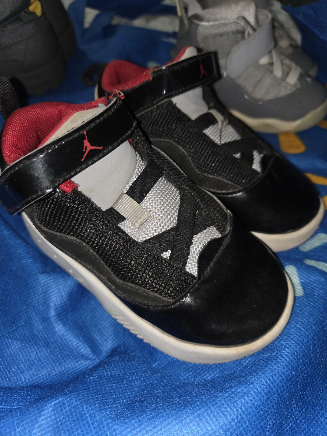 Nike Jordan Kids Sneakers Size 8C