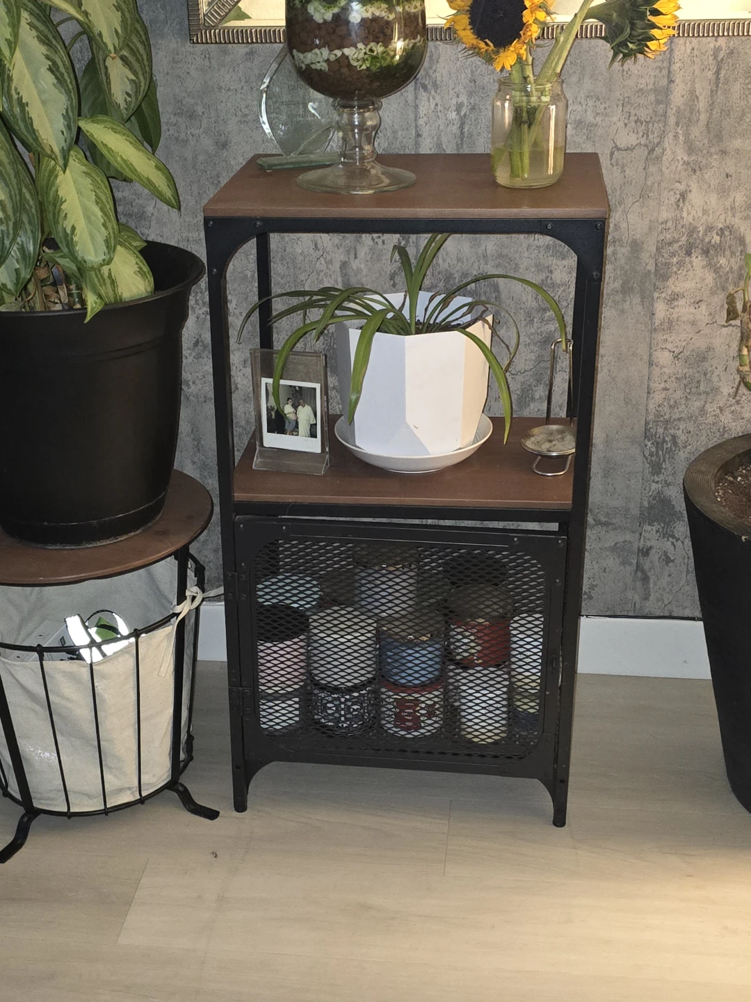 Ikea stand
