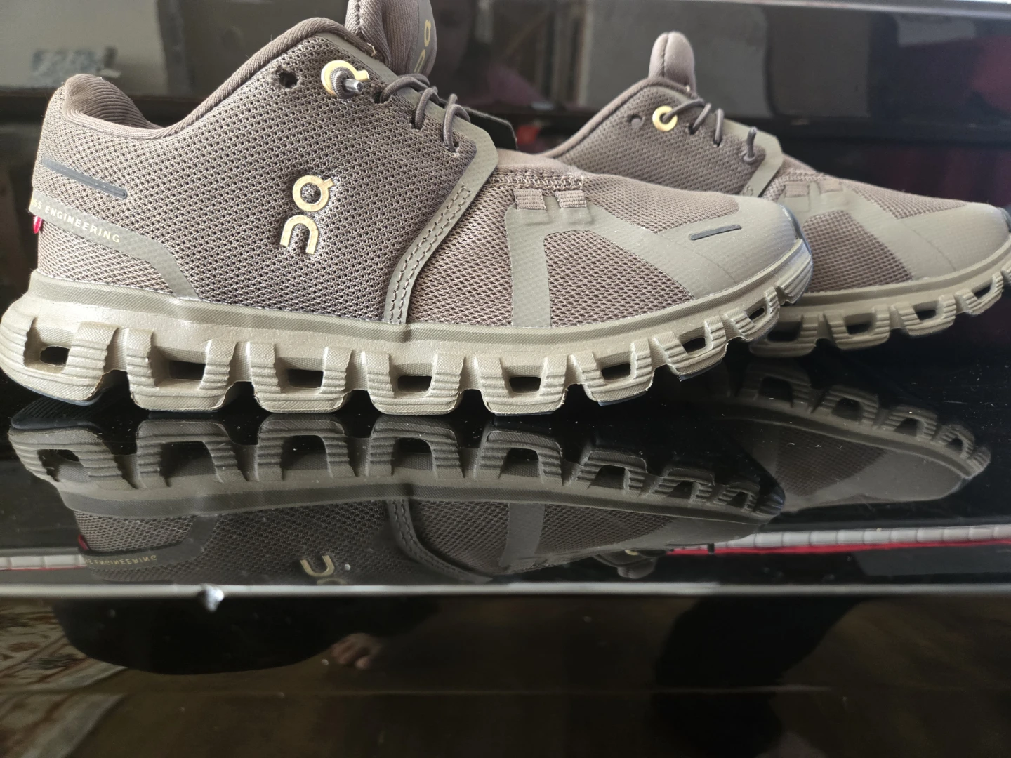 On Running Cloud Shoes
