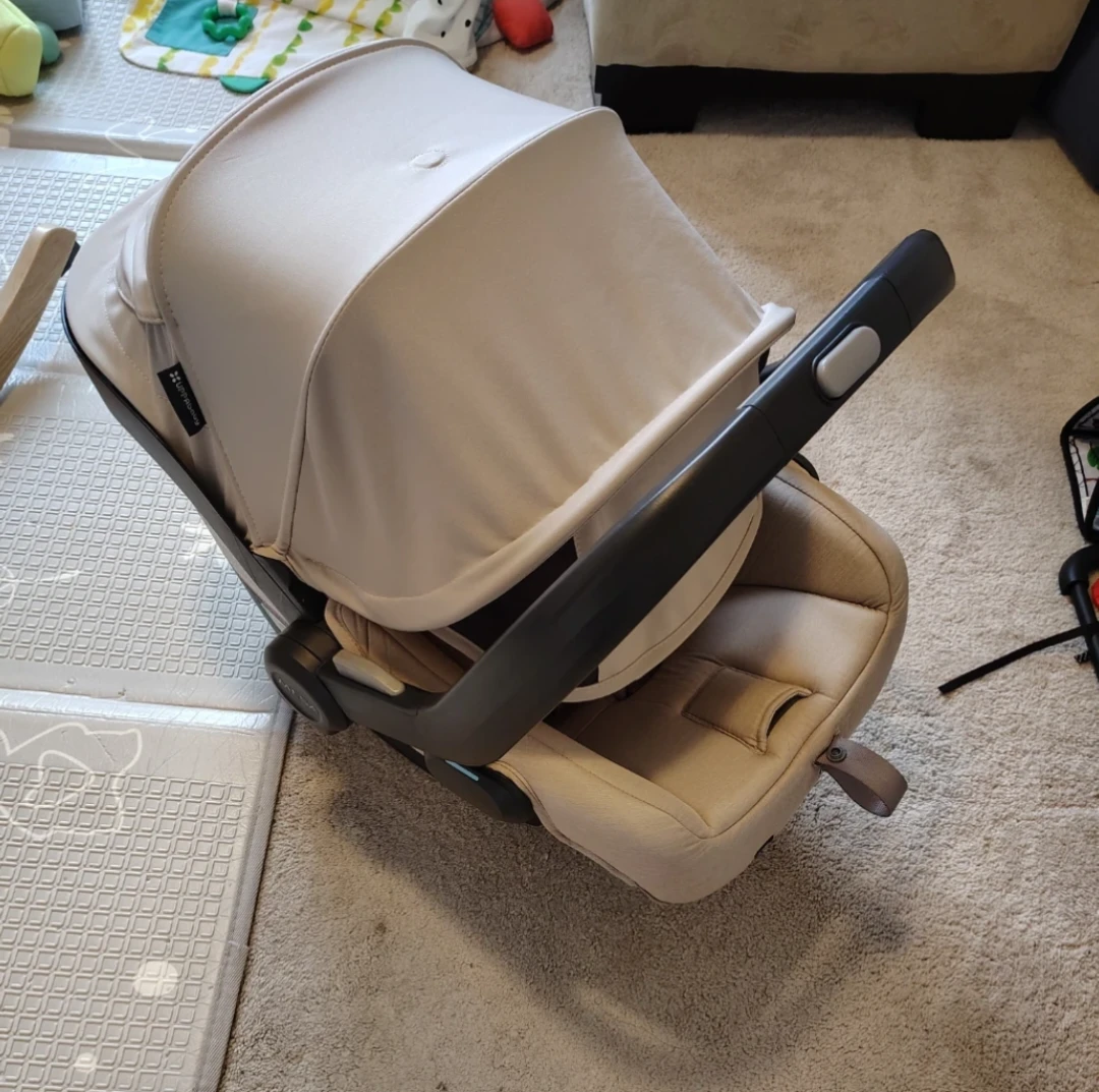 UPPAbaby MESA V3 Infant Car Seat with Base and Adapters - photo 5