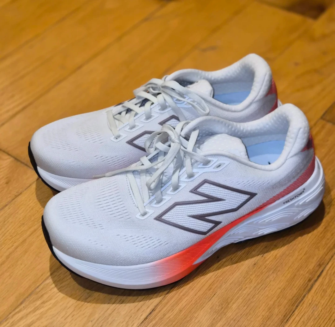 New Balance 880 Fresh Foam Running Shoes