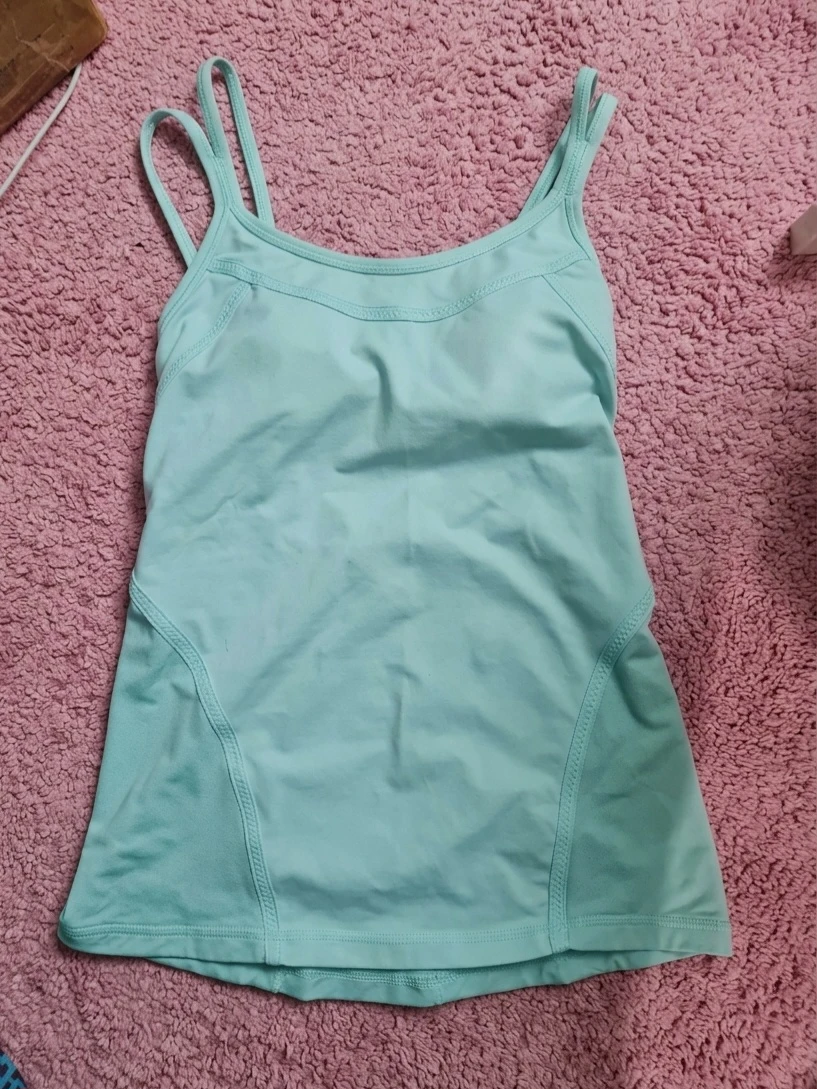 Lululemon Activewear Bundle - photo 2