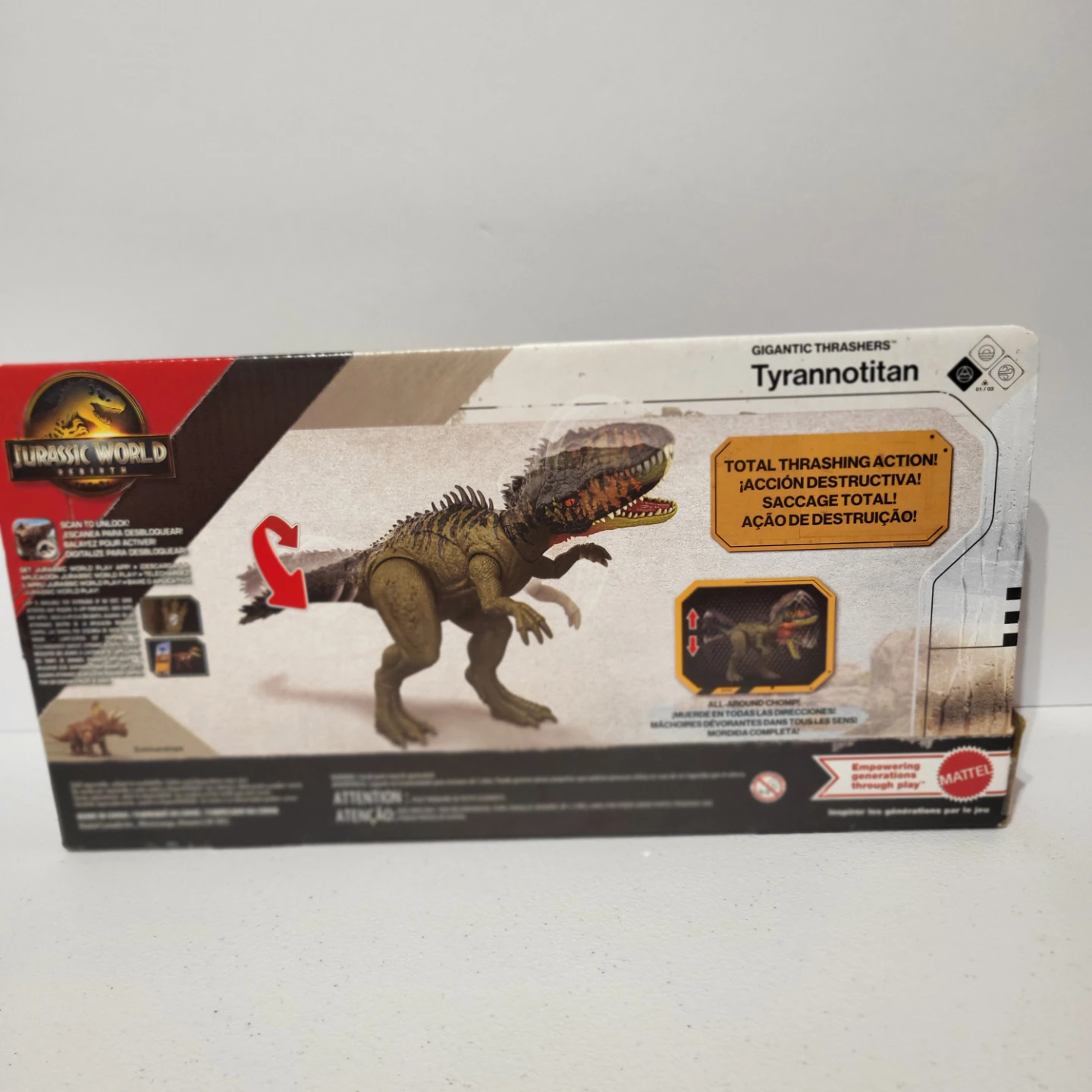 Jurassic World Gigantic Thrashers Tyrannotitan Toy - photo 2