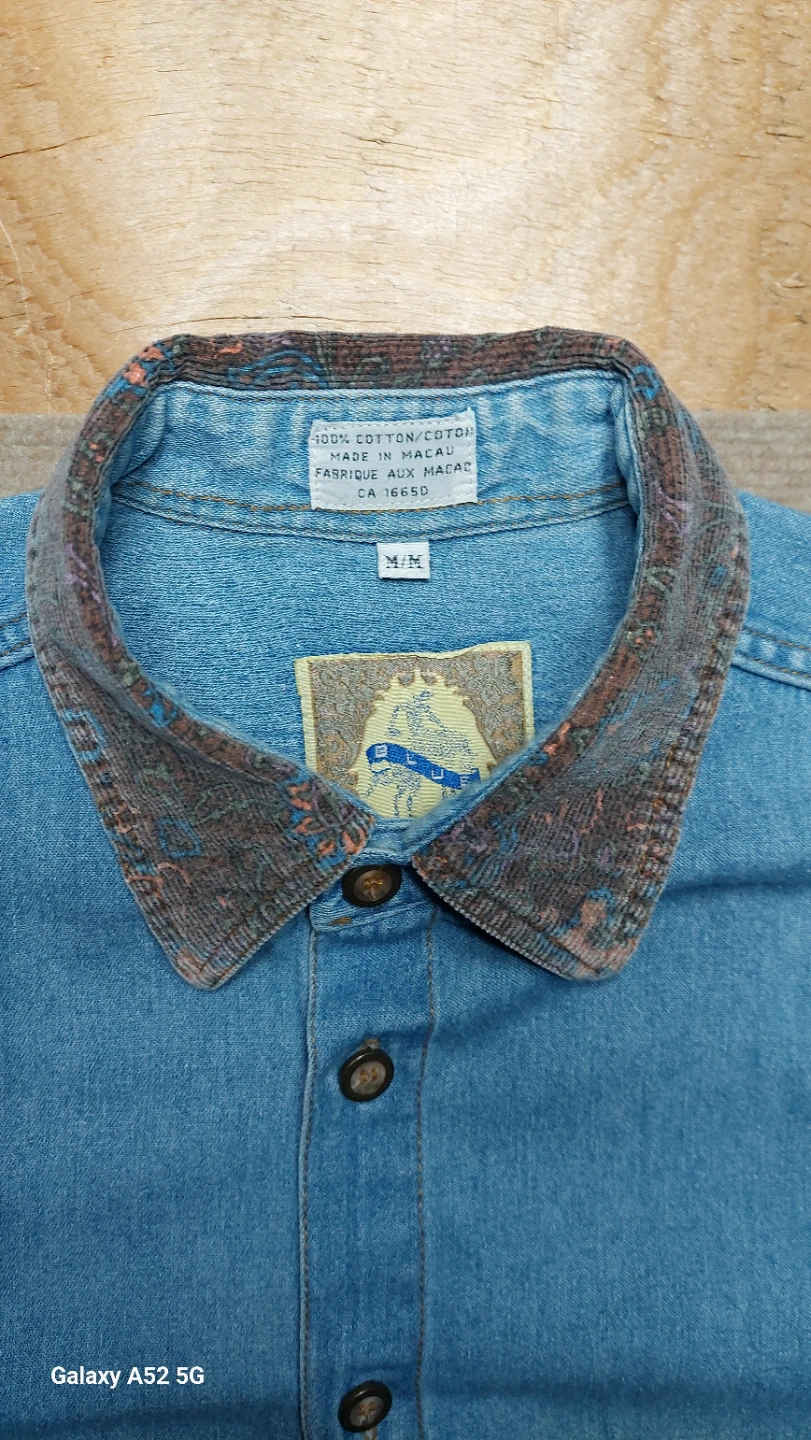 Vintage  90s blue rodeo Denim Shirt with Floral Panel - photo 2