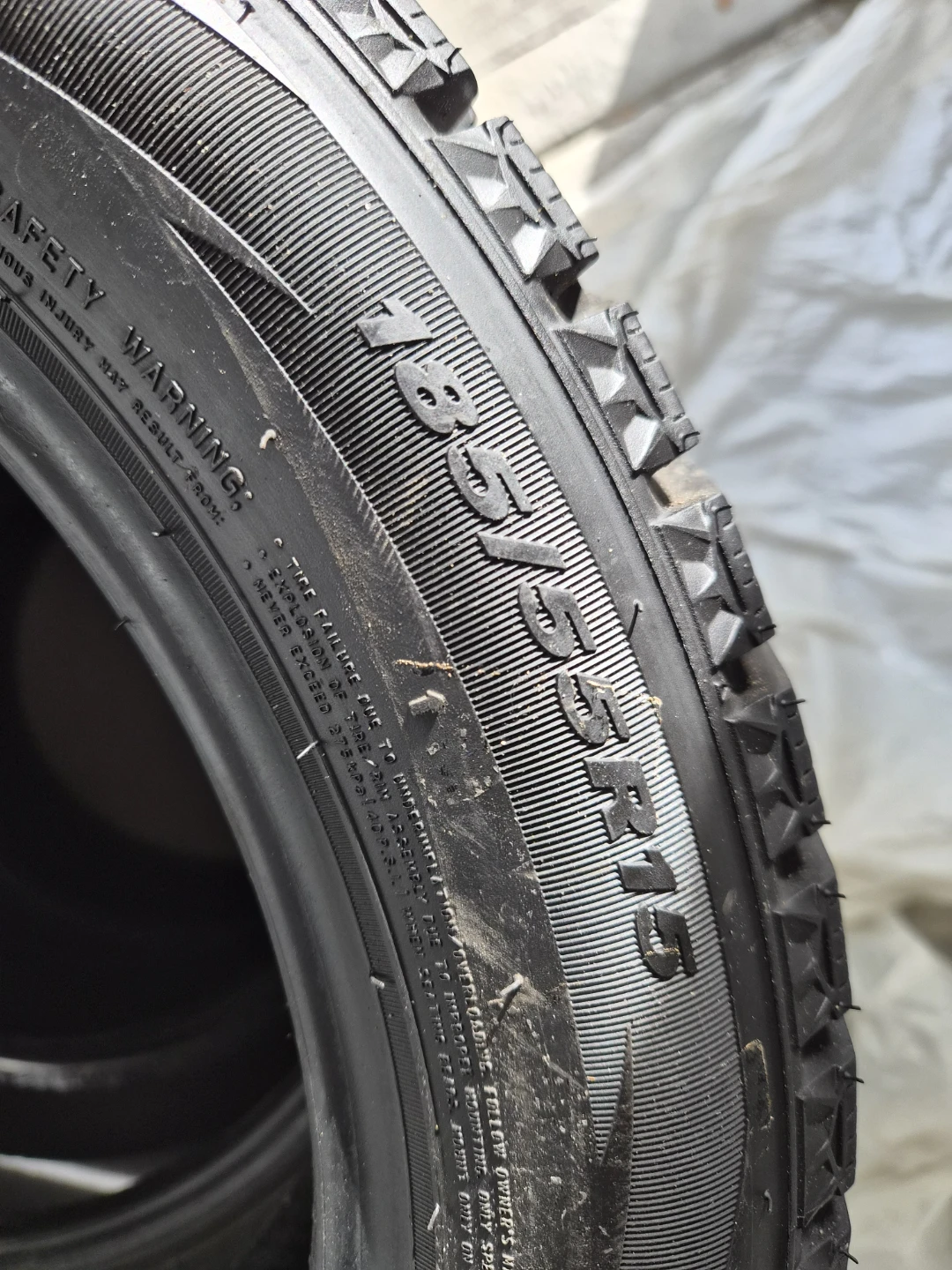 Set of 4 Winter Tires 185/55R15 - photo 3