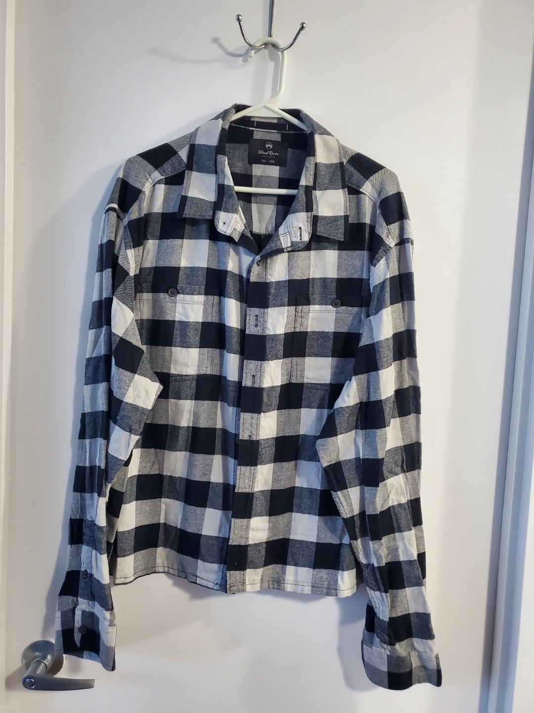 [$5 PLUS SIZE BUNDLE]: 3 Shirts - photo 4