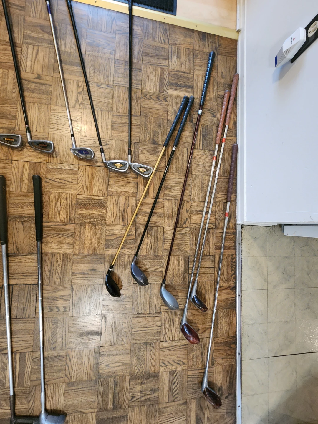 Set of Vintage  Tour Golf Clubs - photo 3