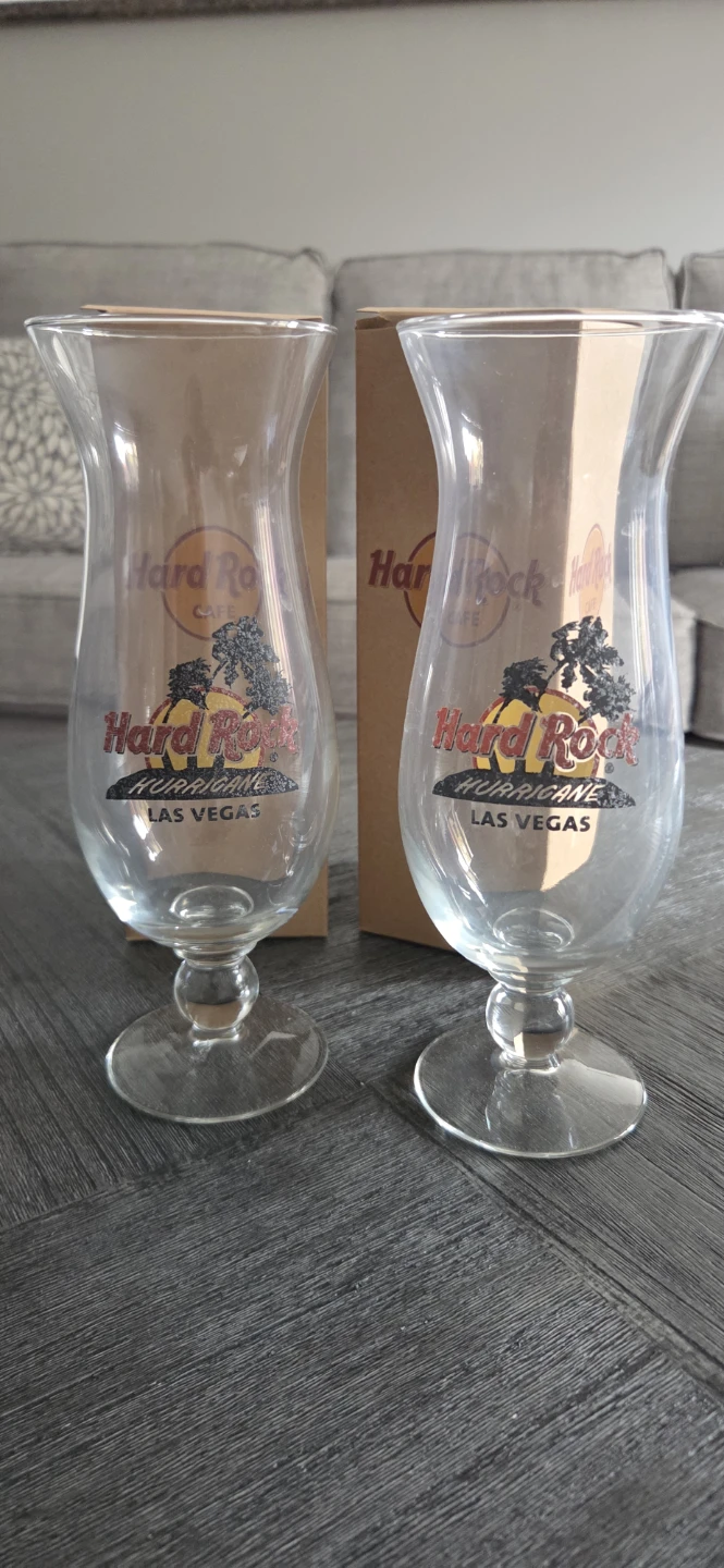Beer steins and glasses - photo 5