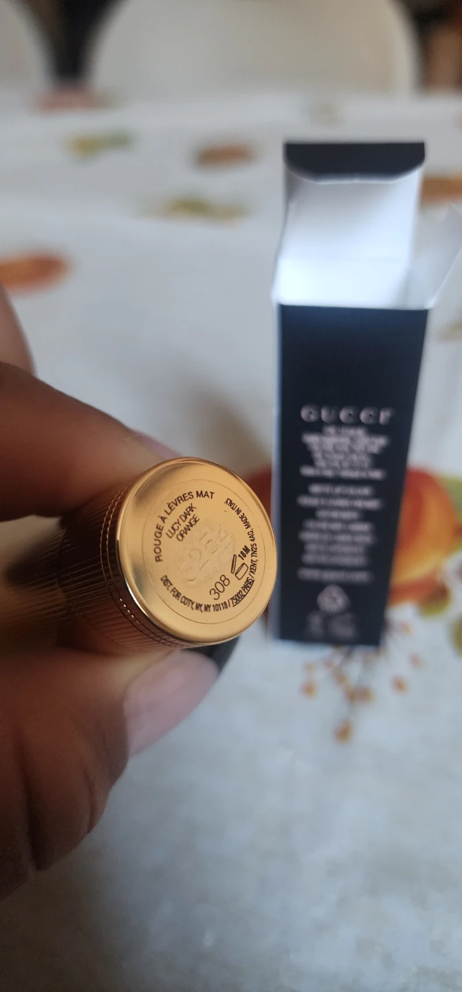 Gucci Rouge a Levres Mat Lipstick 308 Lucy Dark Orange - photo 4