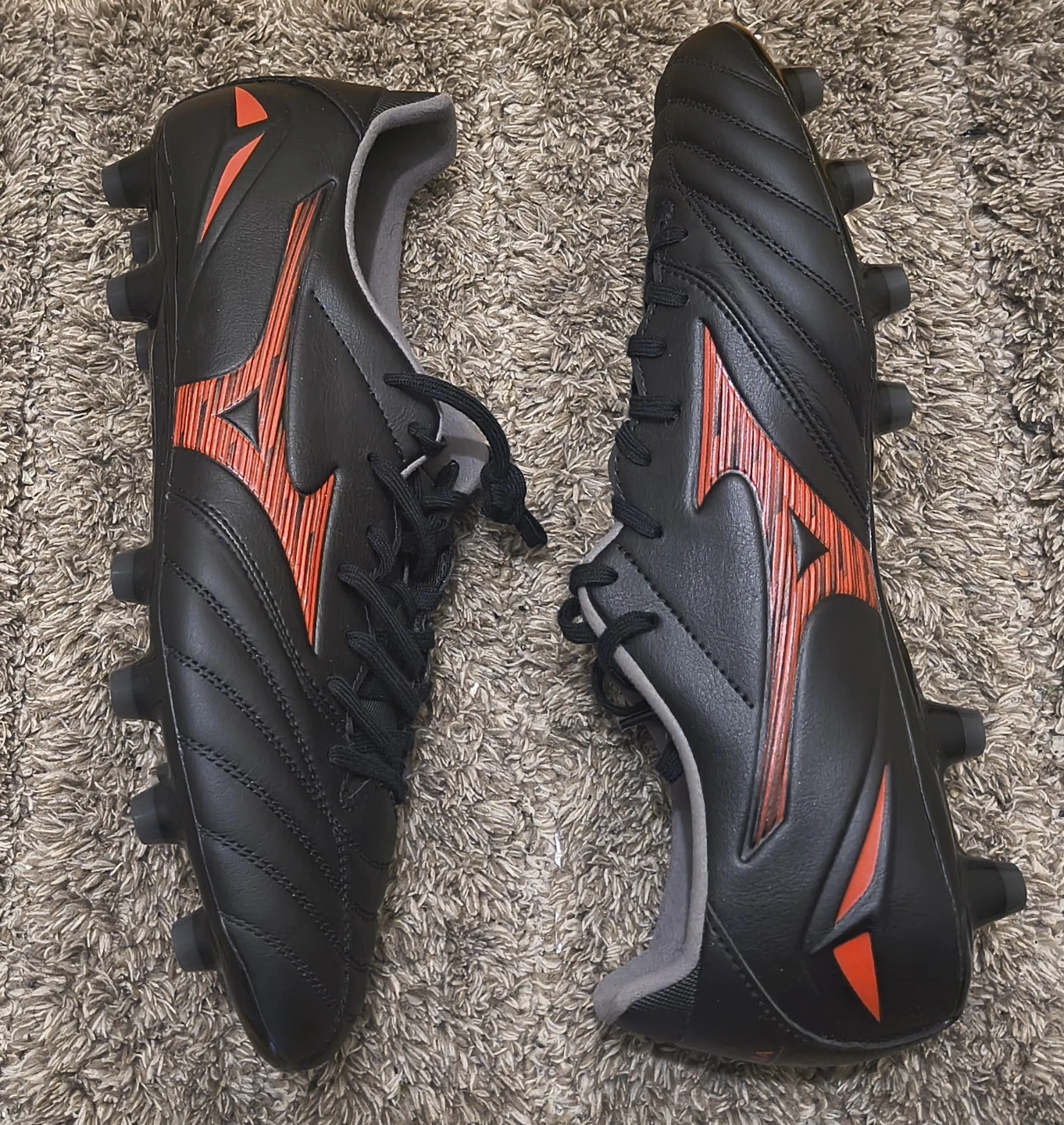 Mizuno Morelia Neo Soccer Cleats US 10.5