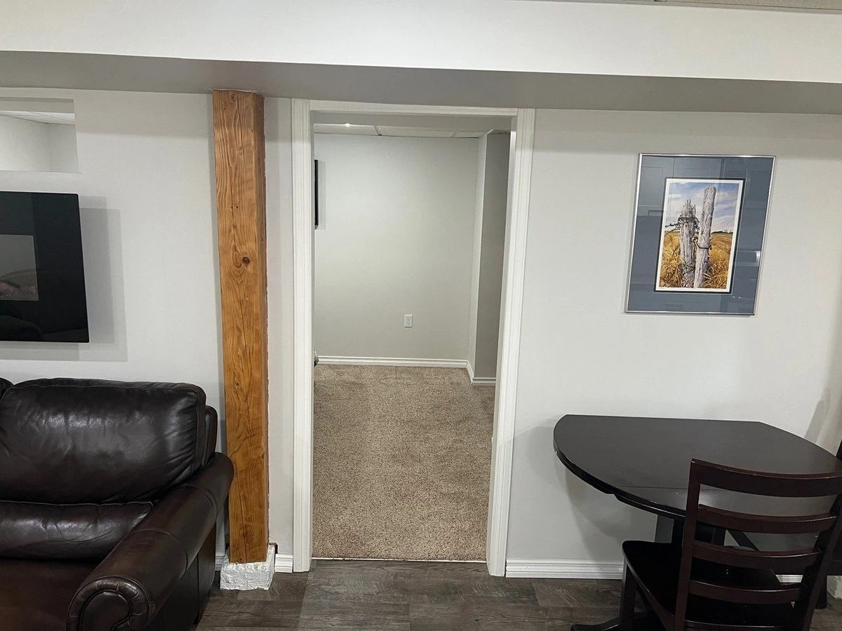 A FURNISHED PRIVATE ONE BEDROOM AVAILABLE NOW - photo 3