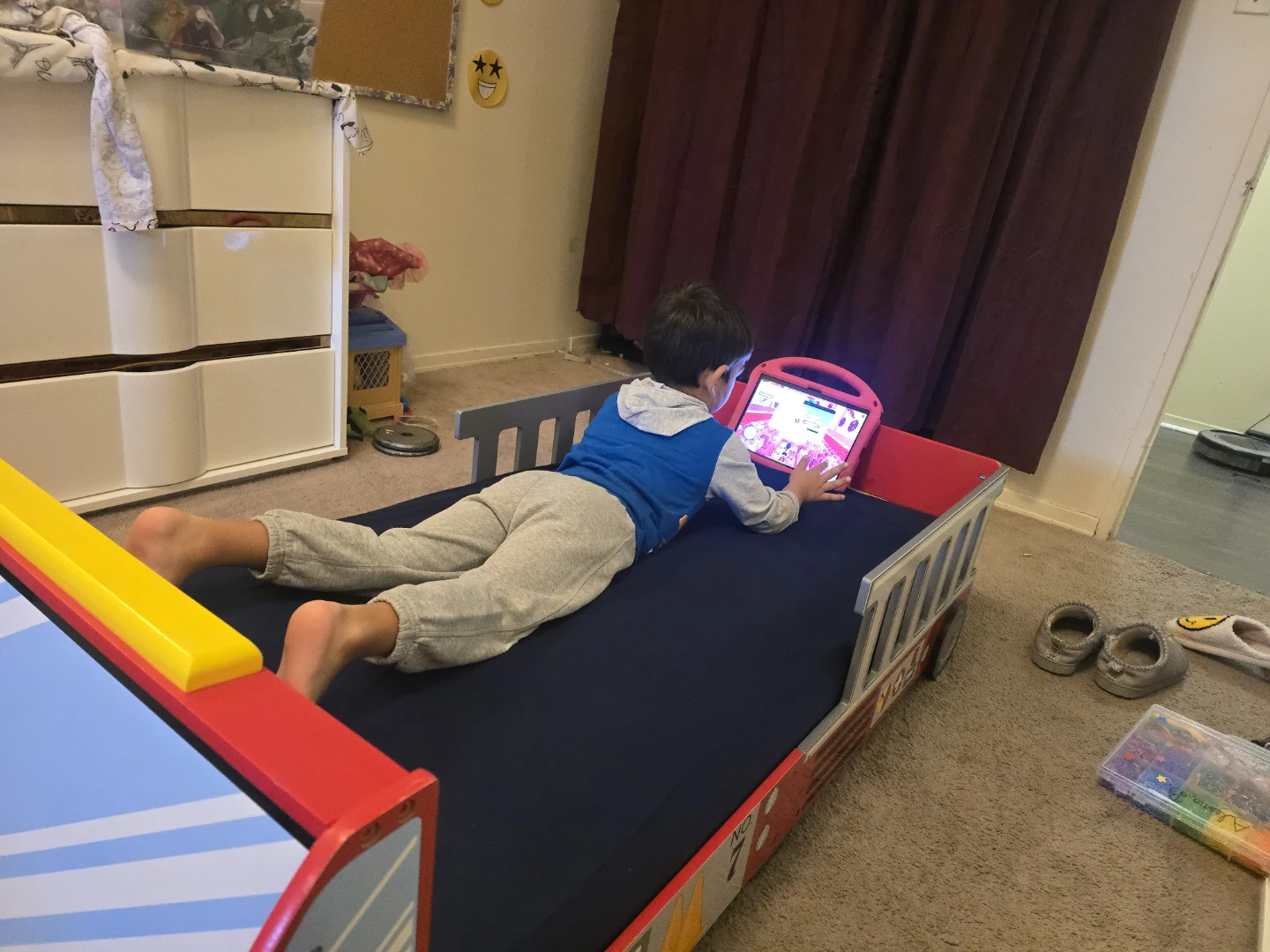 KidKraft Fire Truck Toddler Bed