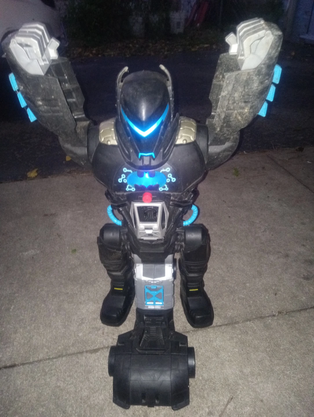 Fisher-Price DC Super Friends Batman Transforming Batbot - photo 2