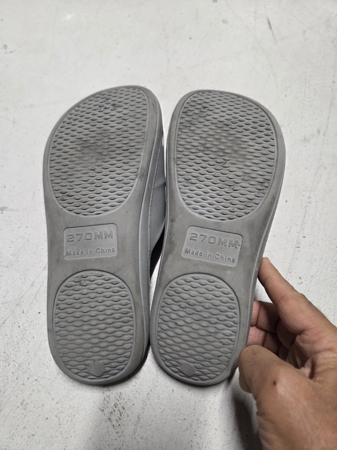 Grey slides, size 270mm - photo 4
