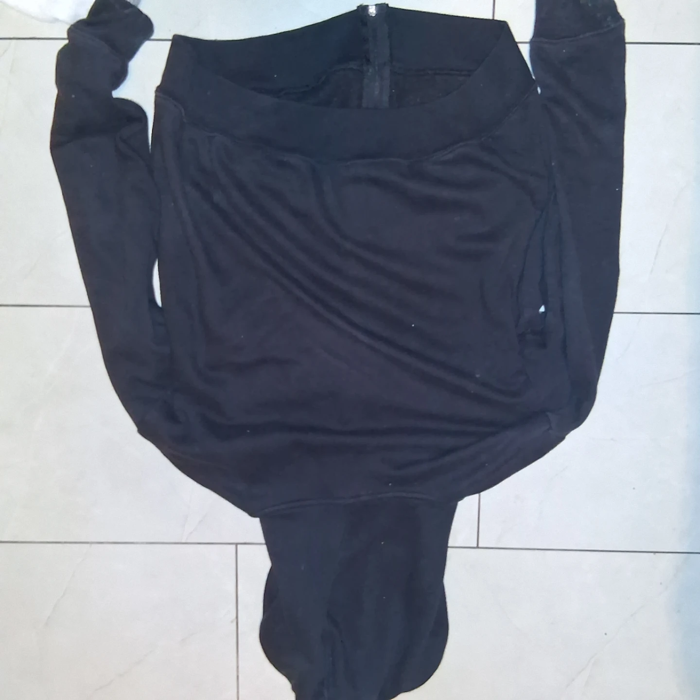 Gap black zip-up hoodie - photo 2