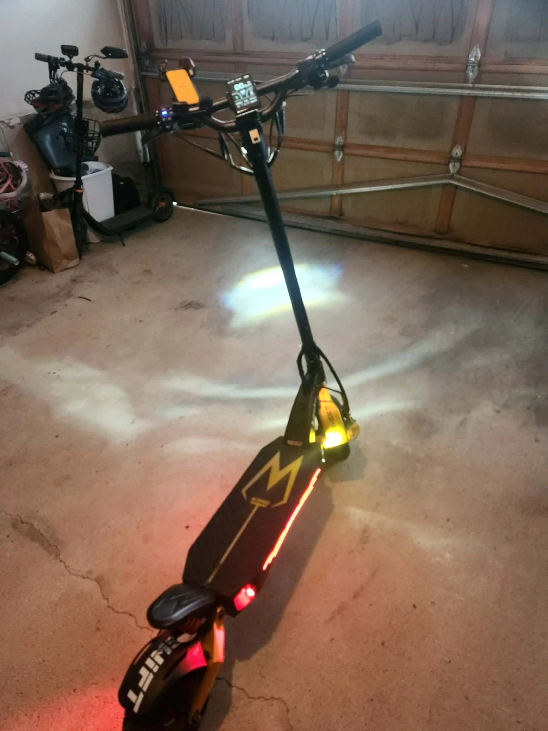 Kaabo Wolf King GT Pro Electric Scooter - photo 2