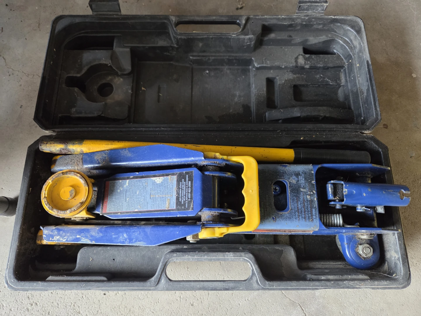 Hydraulic Floor Jack with Carrying Case