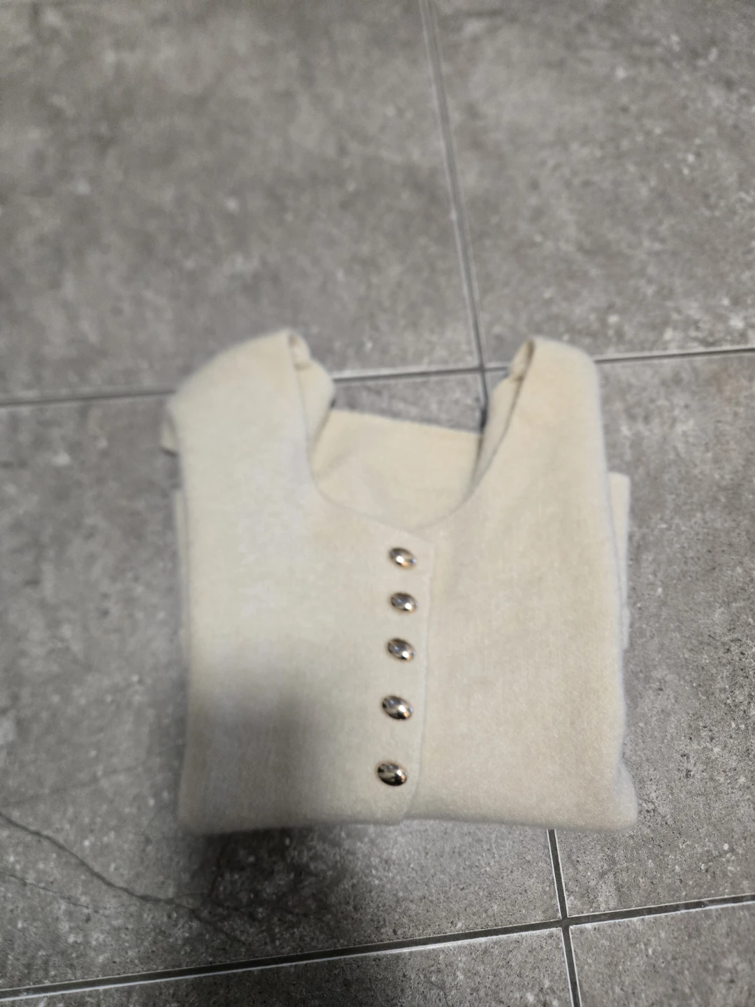 Cream Knit Button-Front Vest-brand new - photo 3