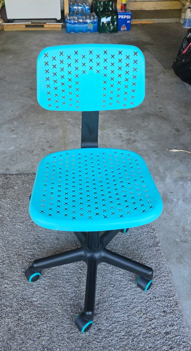 Teal Rolling Adjustable Desk / Task Chair
