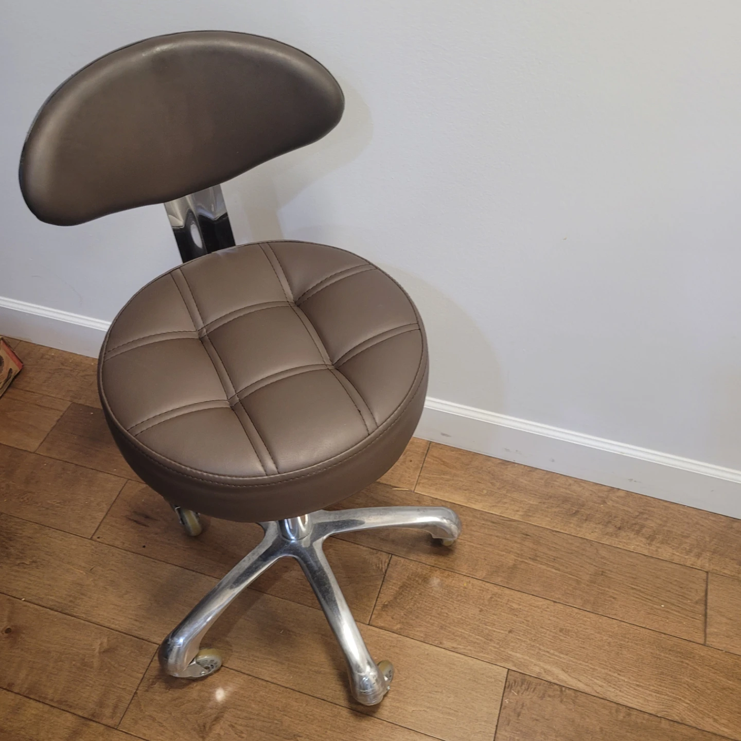 Nash Artist Stool Chocolate