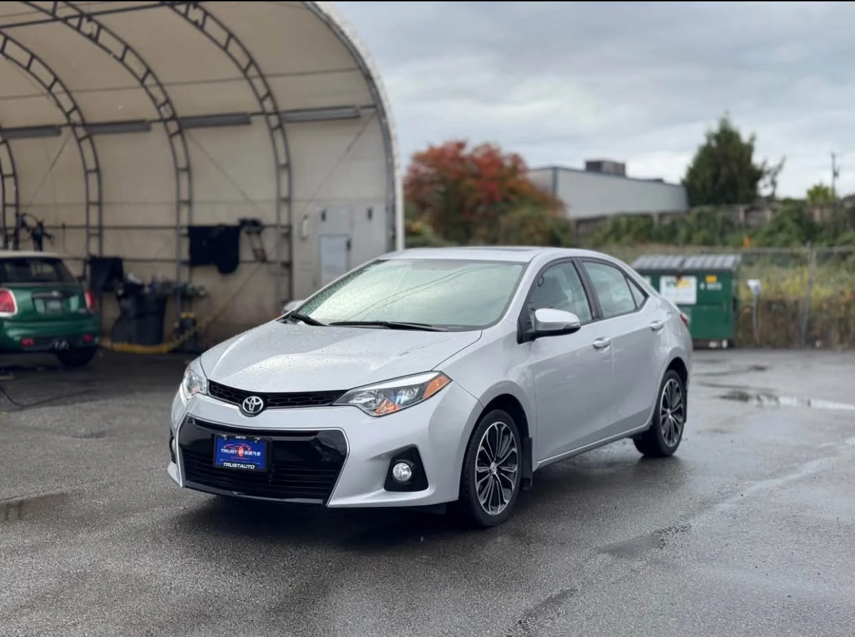 2016 Toyota Corolla S Sedan - photo 3