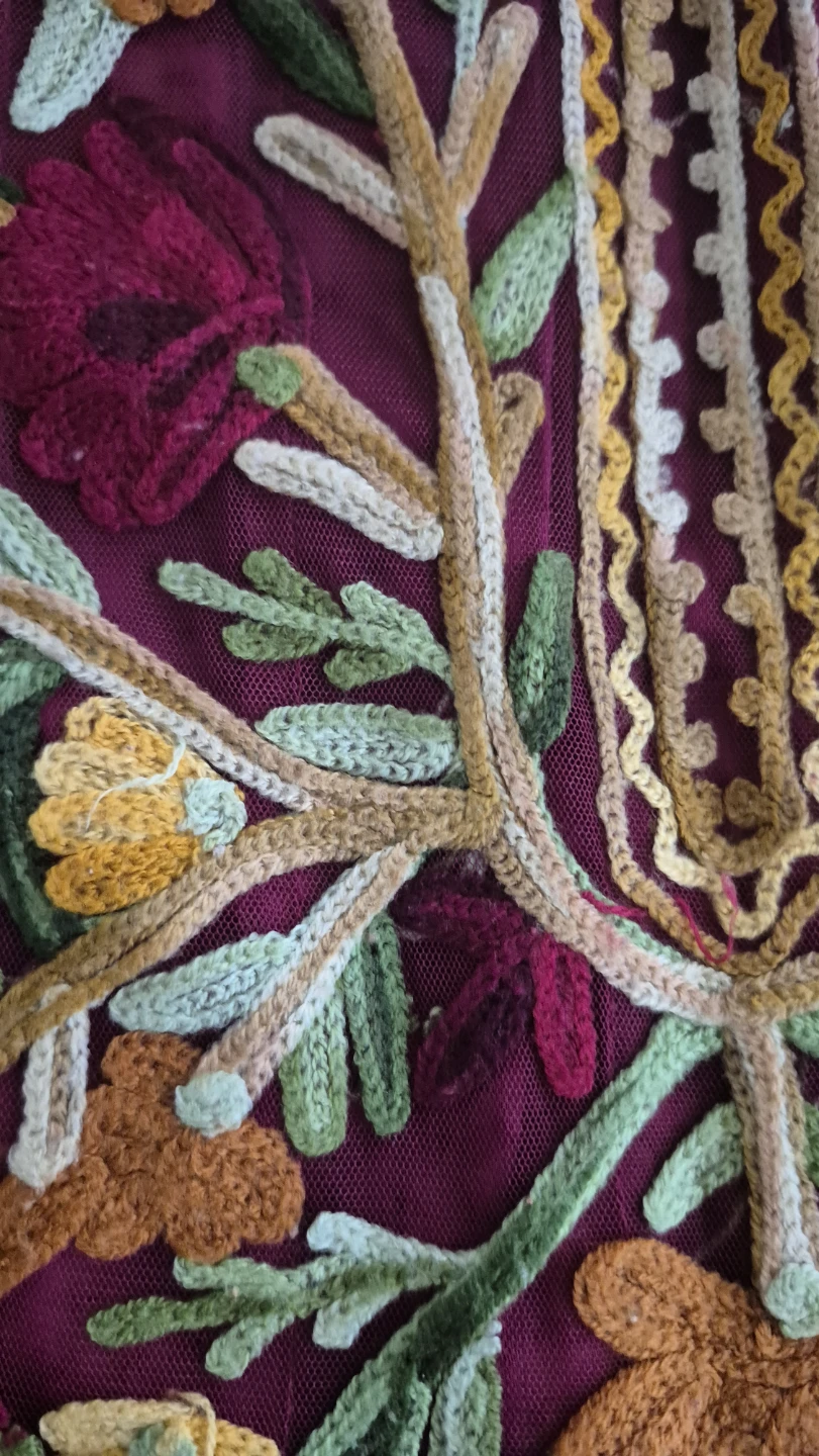 Embroidered Maroon Tunic - photo 2