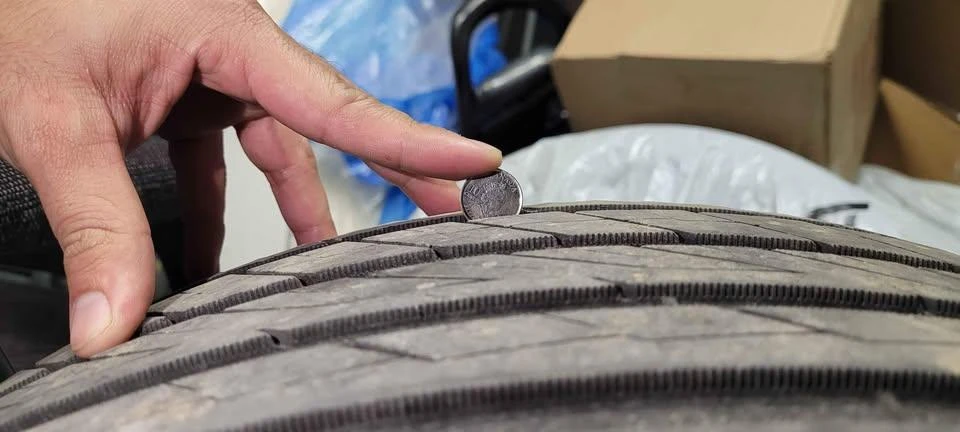 4 Fast rims with tires. - photo 2