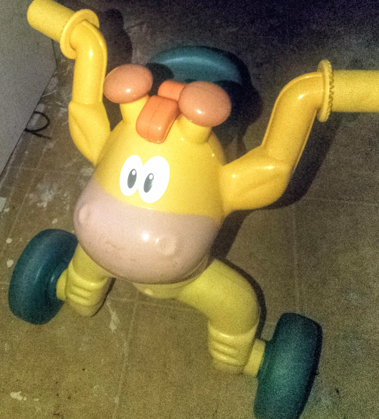 Giraffe Ride-on Toy - photo 2
