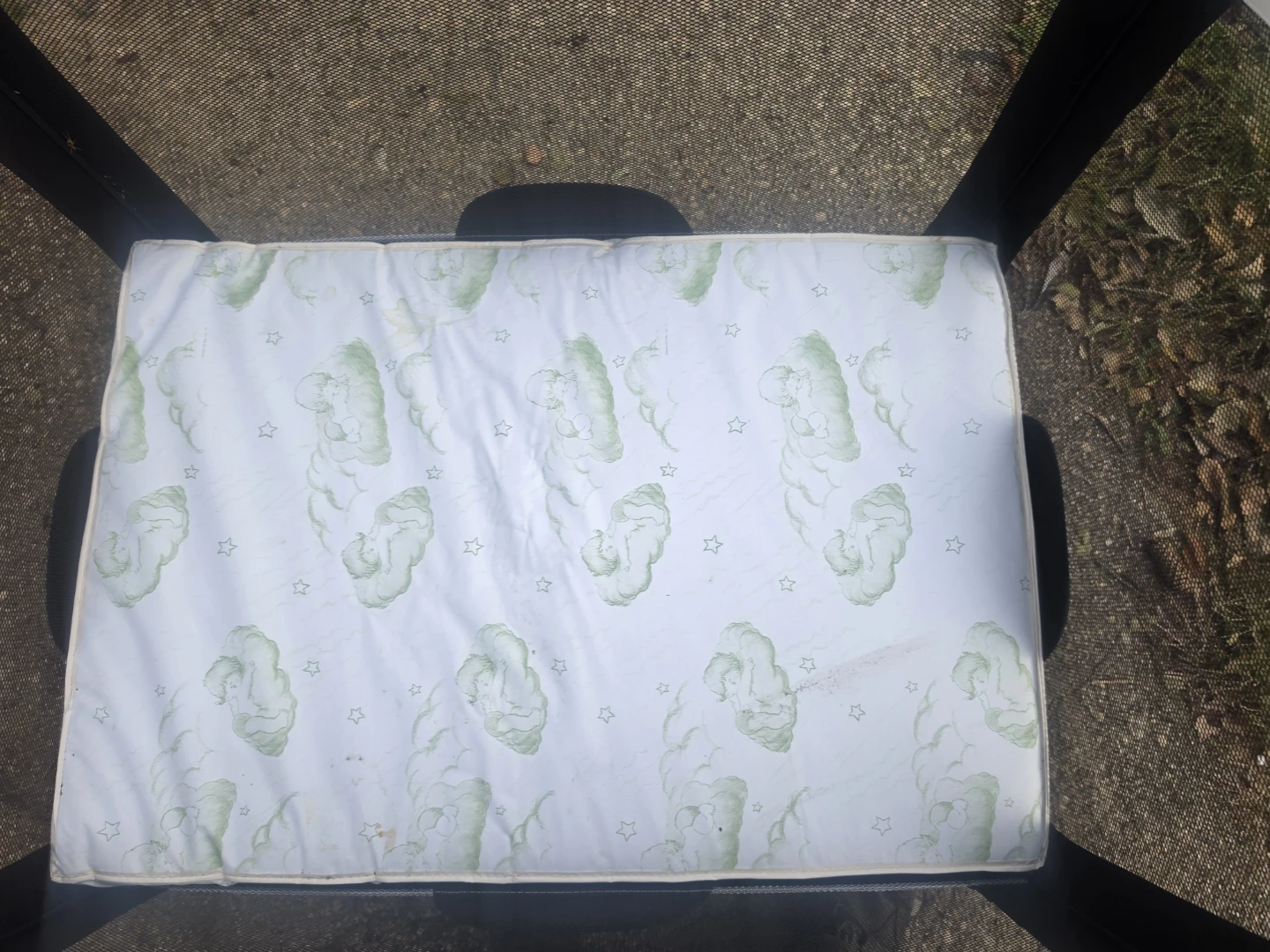 Children's playpen with mattress the price is firm - photo 2