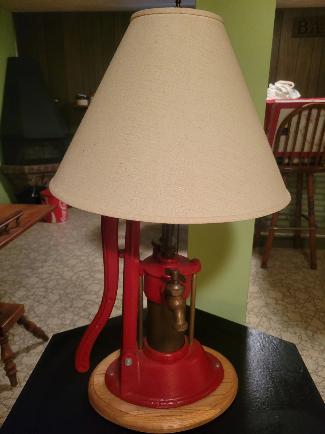 Vintage One of a Kind Hand Pump Table Lamp - photo 3