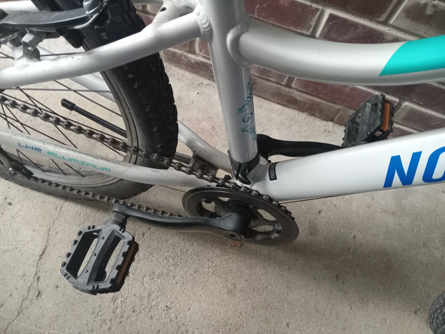 24 inch Northrock Mountain Bike - photo 3