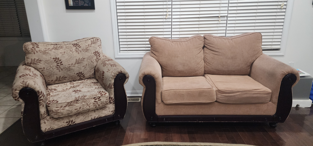 3-Piece Sofa Set with Area Rug - photo 2