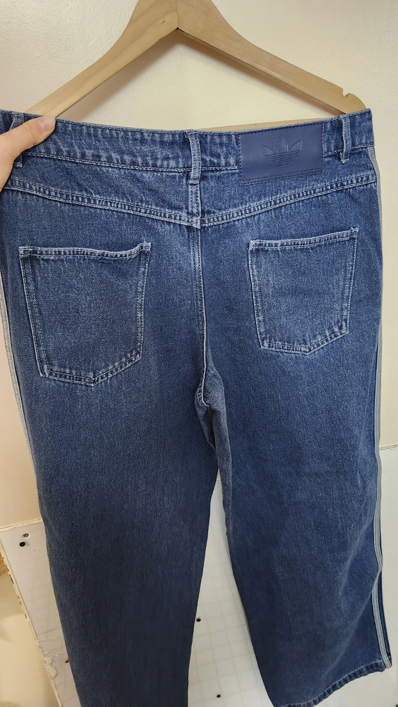 New Adidas Originals Jeans 30x32 - photo 2