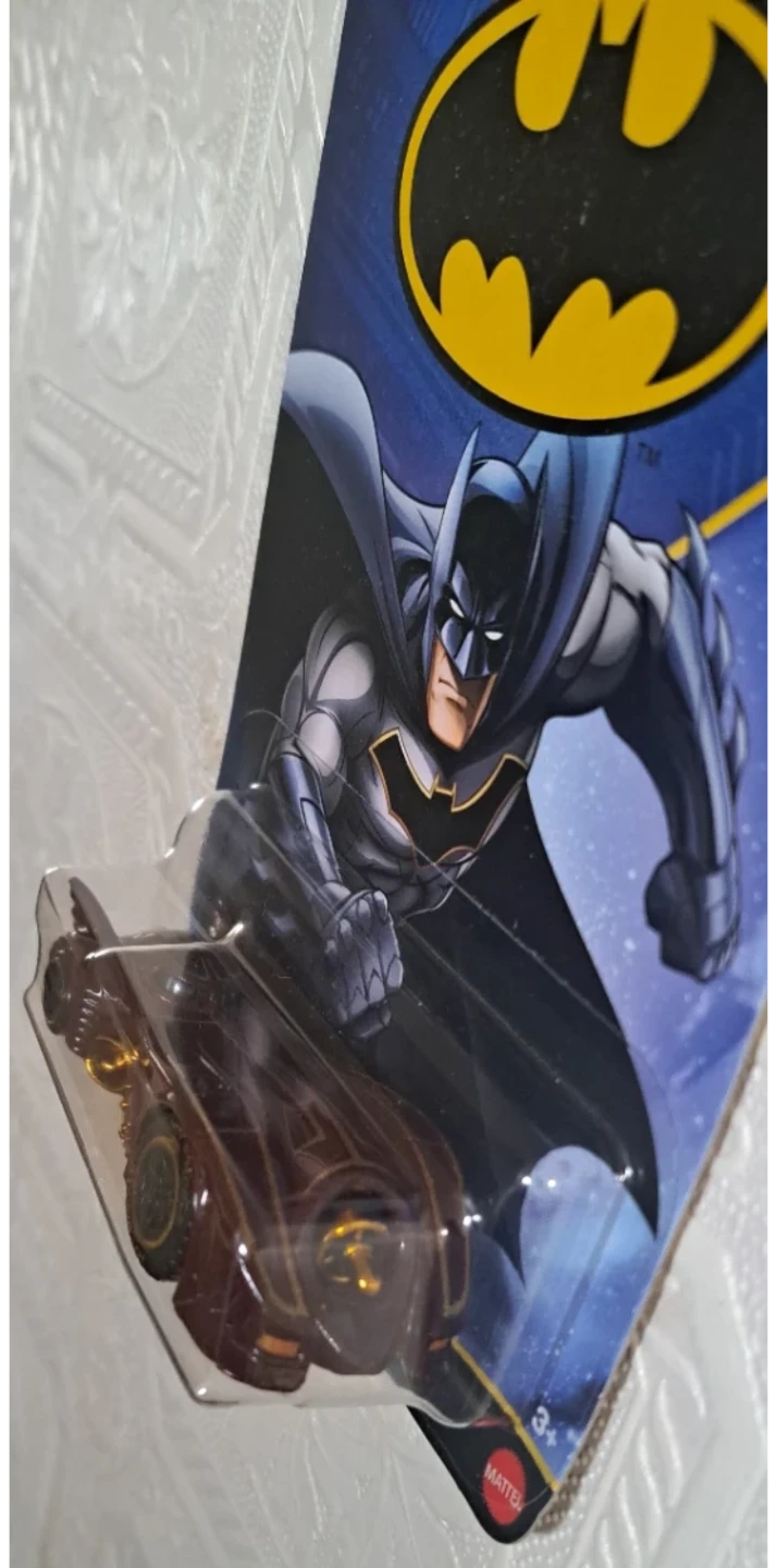 Hot Wheels DC Batman Batmobile 16/20 - photo 3
