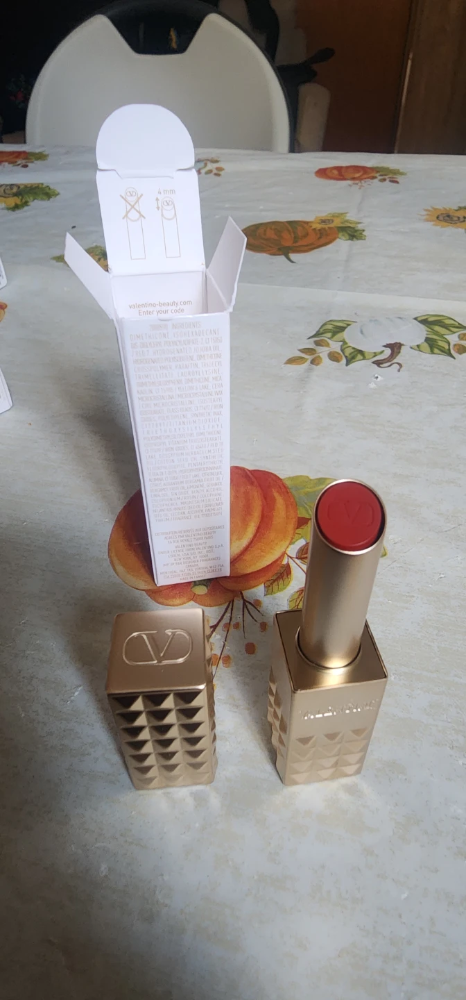 Valentino Spike Matte Lipstick 210R Fire Red