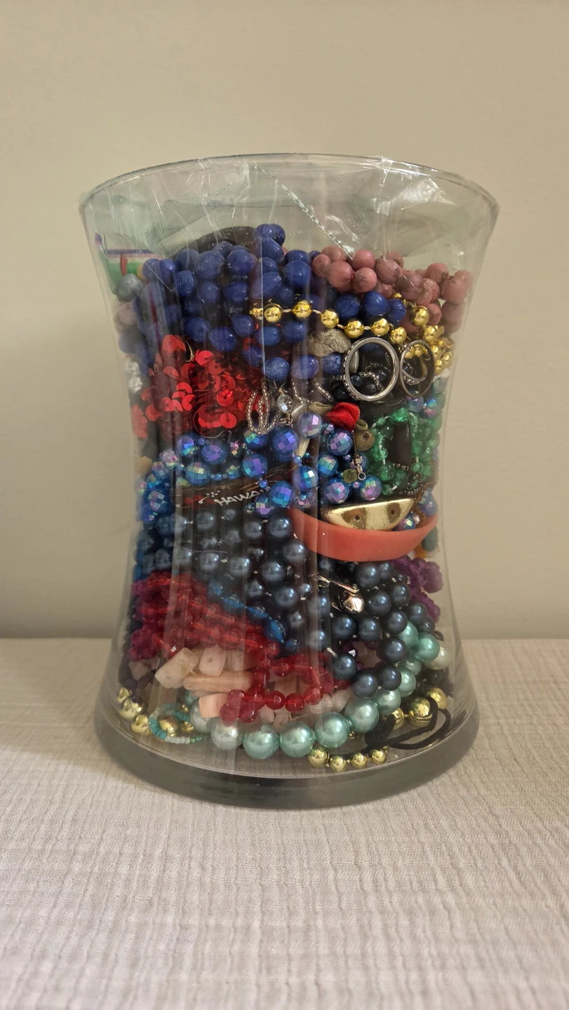 Large Vase Filled with Costume Jewellery and DIY beads - photo 2